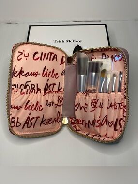Trish McEvoy Makeup Planner Brush Set w/ Cosmetics Bag